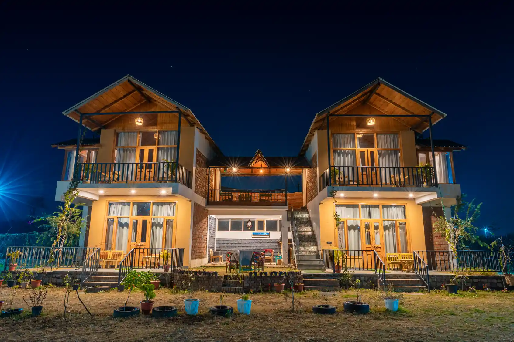 cozy-place Exterior of Ethnic Trail, a pet-friendly wooden heritage cottage in Naukuchiatal, located near GD Goenka International School and Naukuchiatal Lake, Uttarakhand.